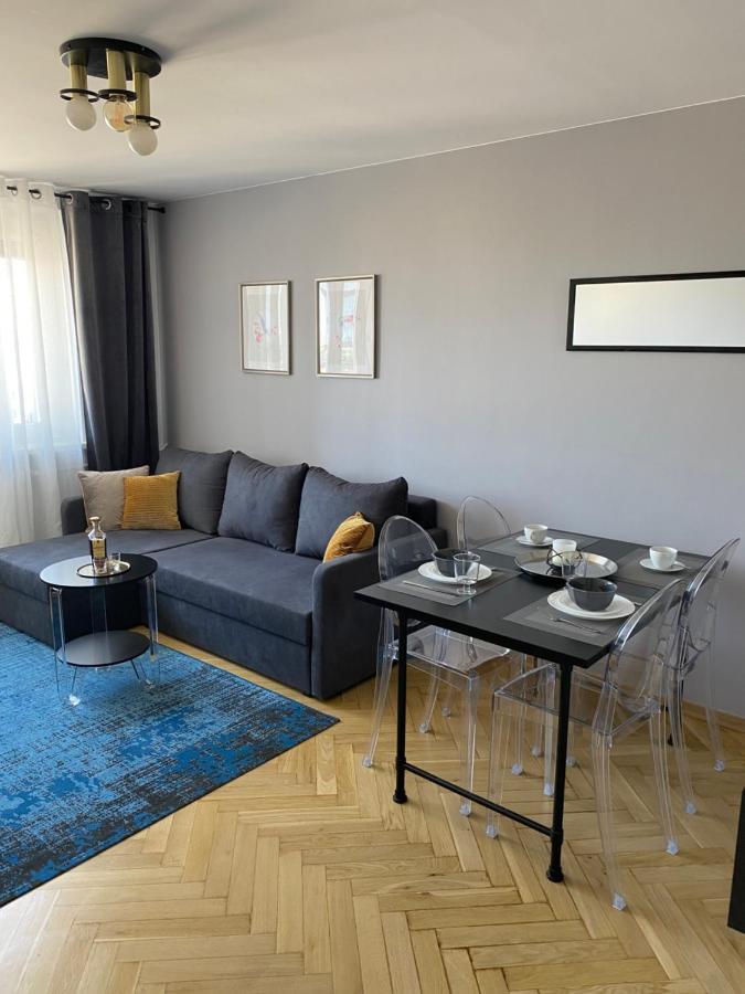 Apartament Emilian Appartement Warschau Buitenkant foto